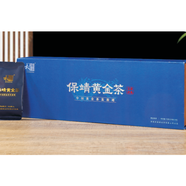 Baojing Golden Tea · Dragon & Phoenix Auspicious Harmony · Stick Pack Green Tea Business Gift Set
